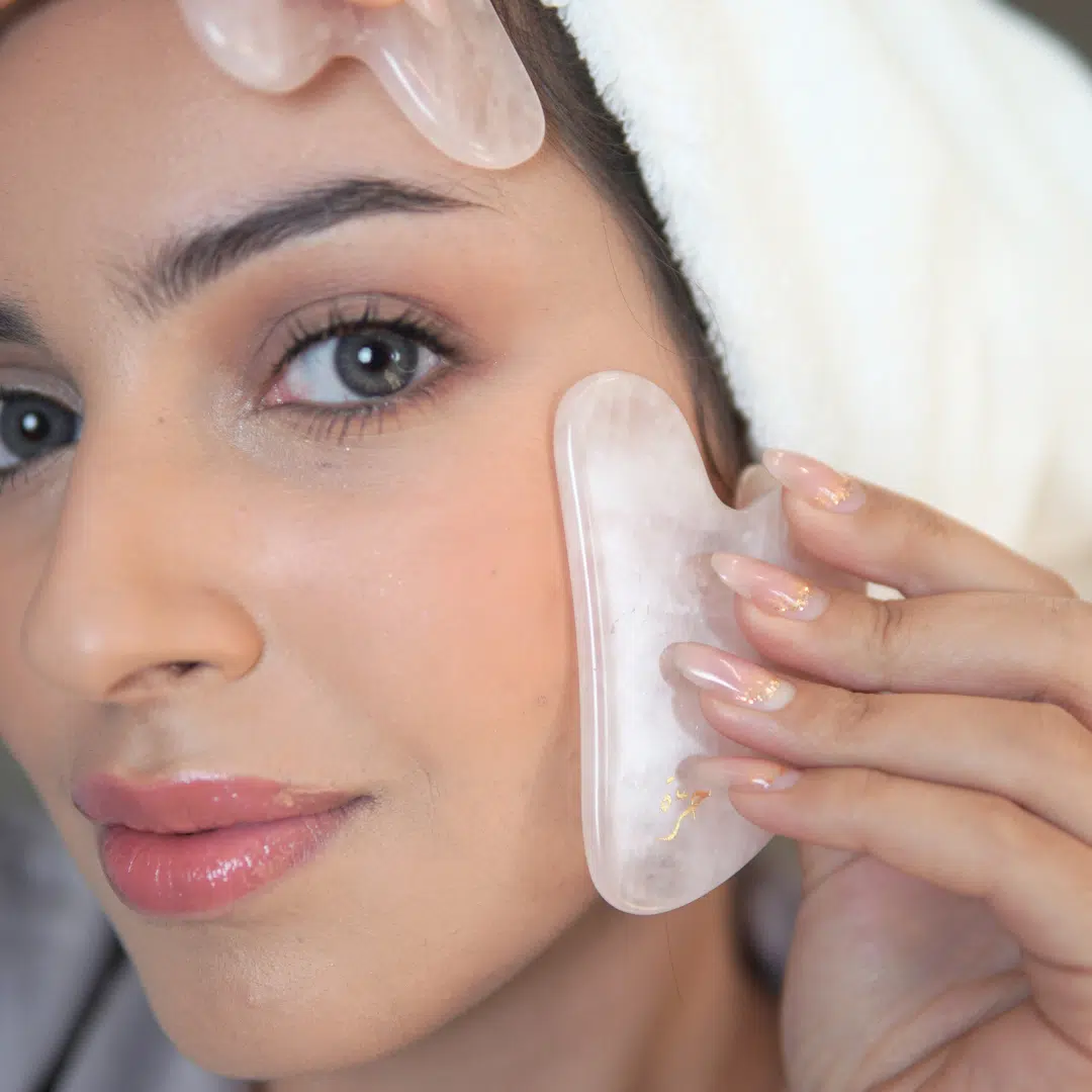 coffret-rituel-3 gua sha ÔRRA en quartz rose pour massage visage